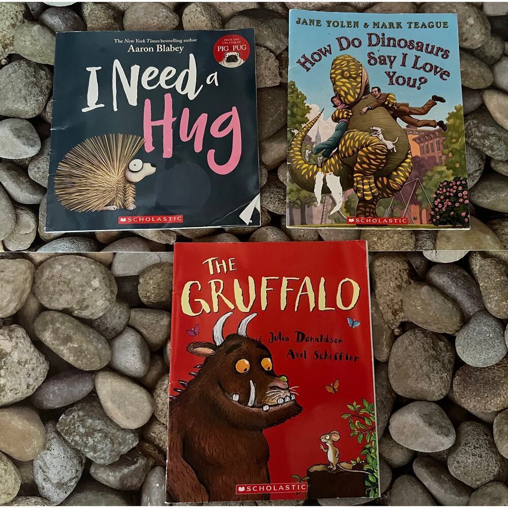 3 SCHOLASTIC PAPERBACK BOOKS